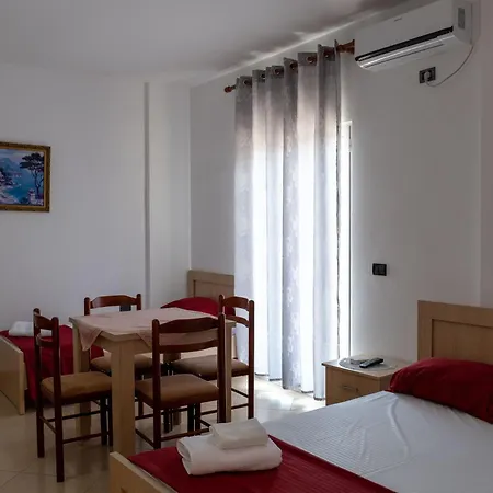 Shejla'S Apartments Ksamil Exterior photo