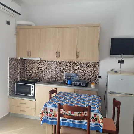 Shejla'S Apartments Ksamil Exterior photo