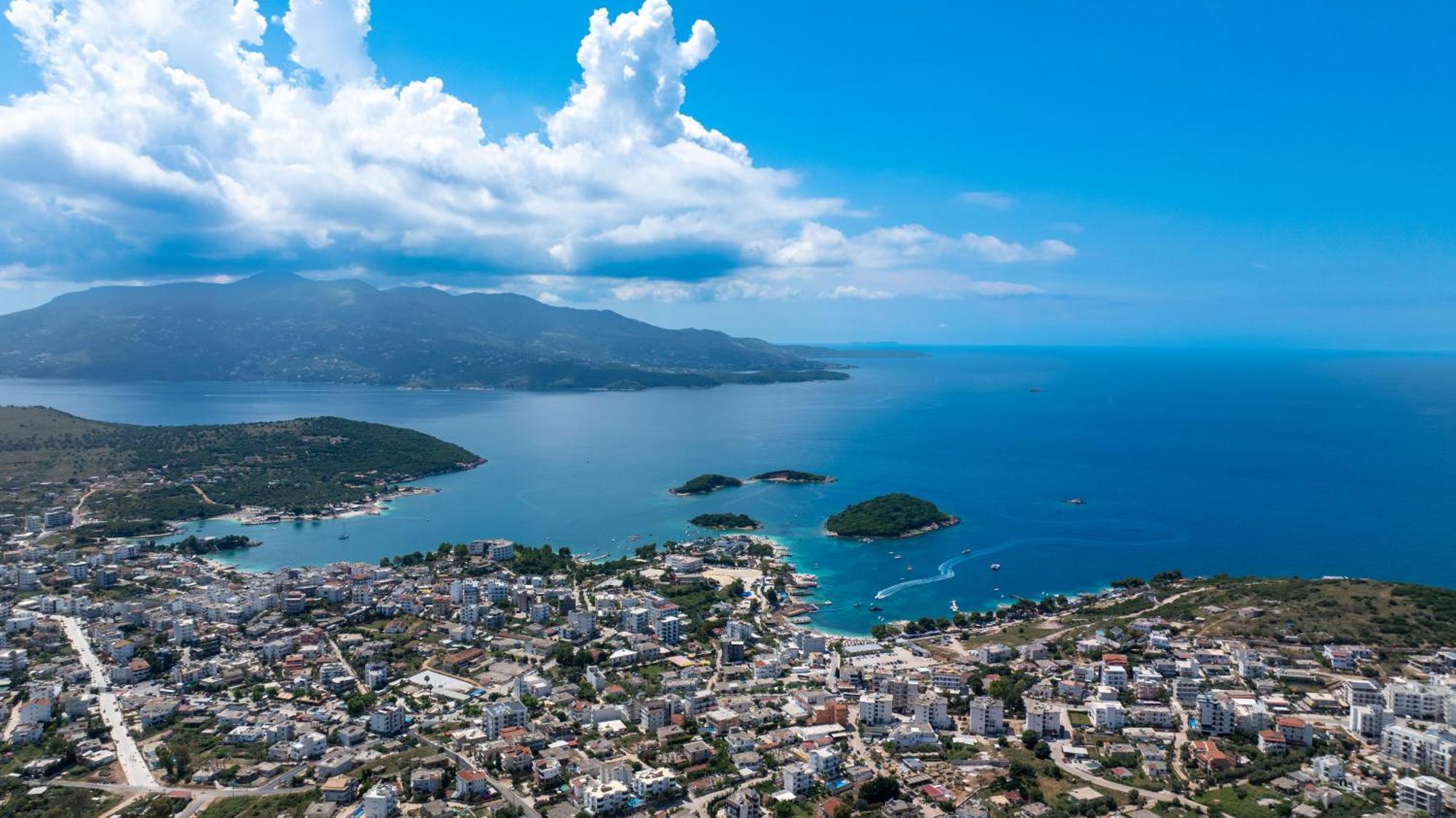 Shejla's * Ksamil